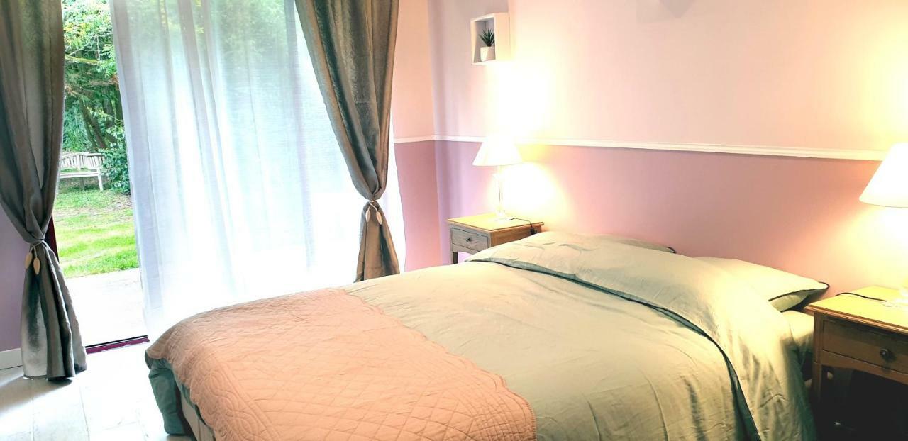 Au Clos Du Coteau, Chambres D'Hotes Crotelles Luaran gambar